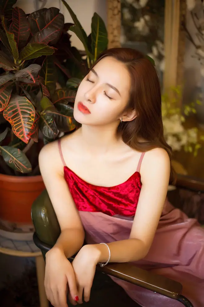 克拉玛依广州高端商务伴游晓雯
