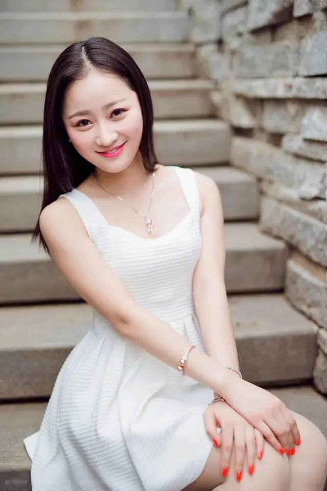 克拉玛依温州私人伴游商务伴游乔妹的联系方式！