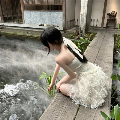 克拉玛依伴游女生仇吉月的资料